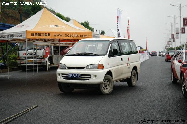 比亚迪秦首战中国汽车拉力赛5兵发贵州介绍nsx车身讴歌图片