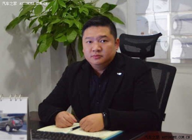 图为:绵阳市凯迪拉克美威行店总经理路海