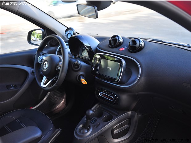 【图】务实都市小精灵 实拍全新smart forfour_汽车之